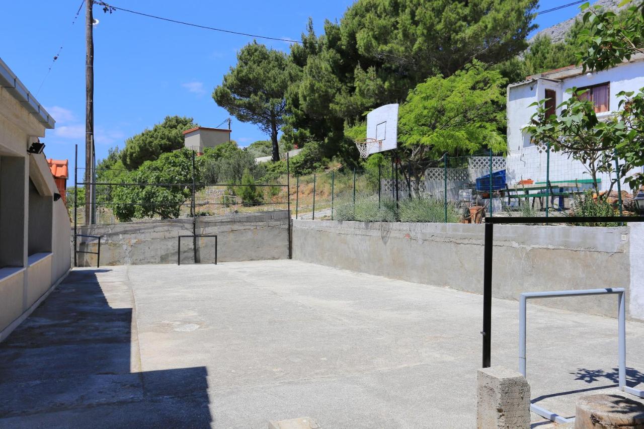 Apartments By The Sea Marusici, Omis - 1024 ميميتسا المظهر الخارجي الصورة