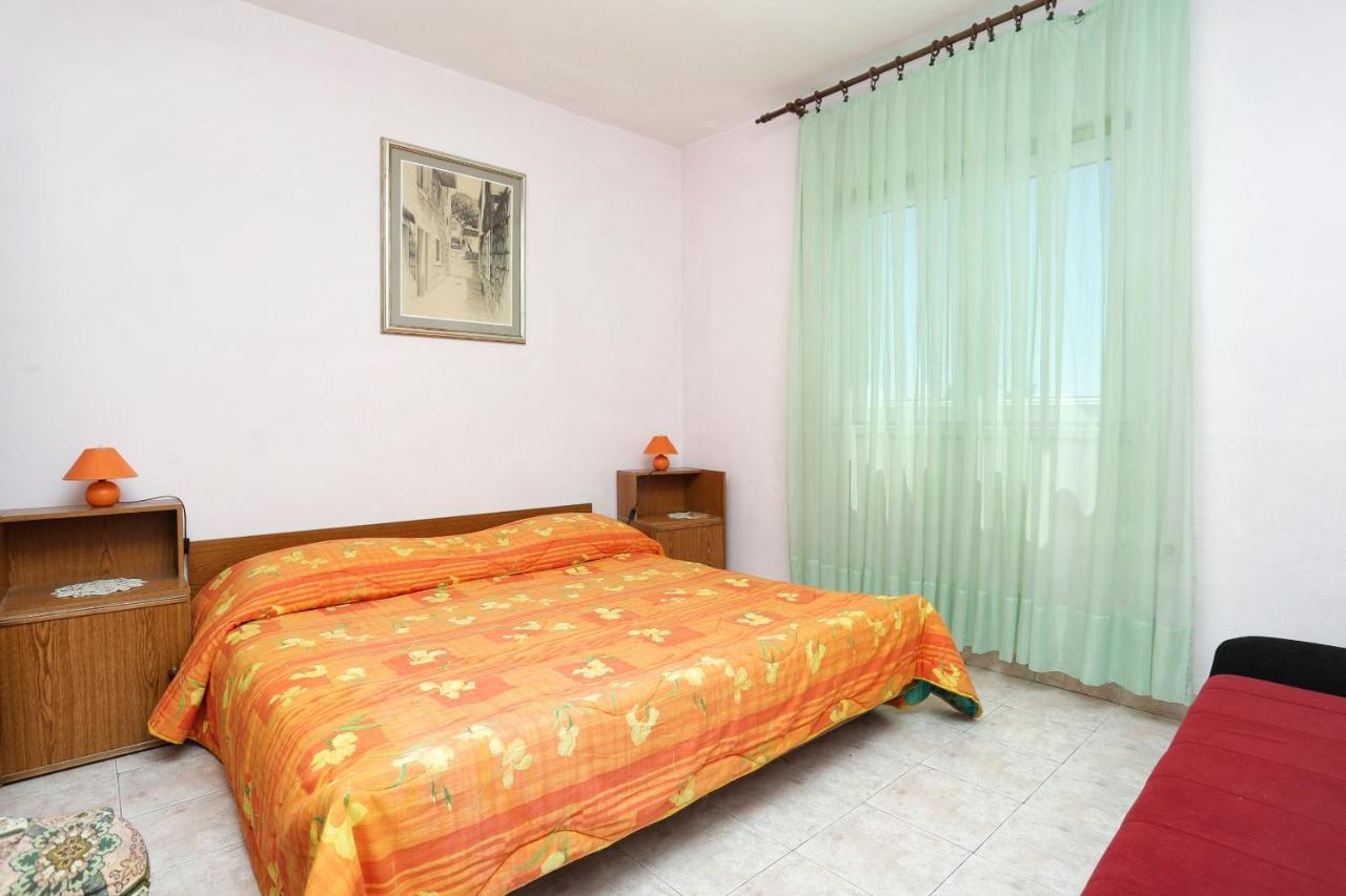 Apartments By The Sea Marusici, Omis - 1024 ميميتسا المظهر الخارجي الصورة