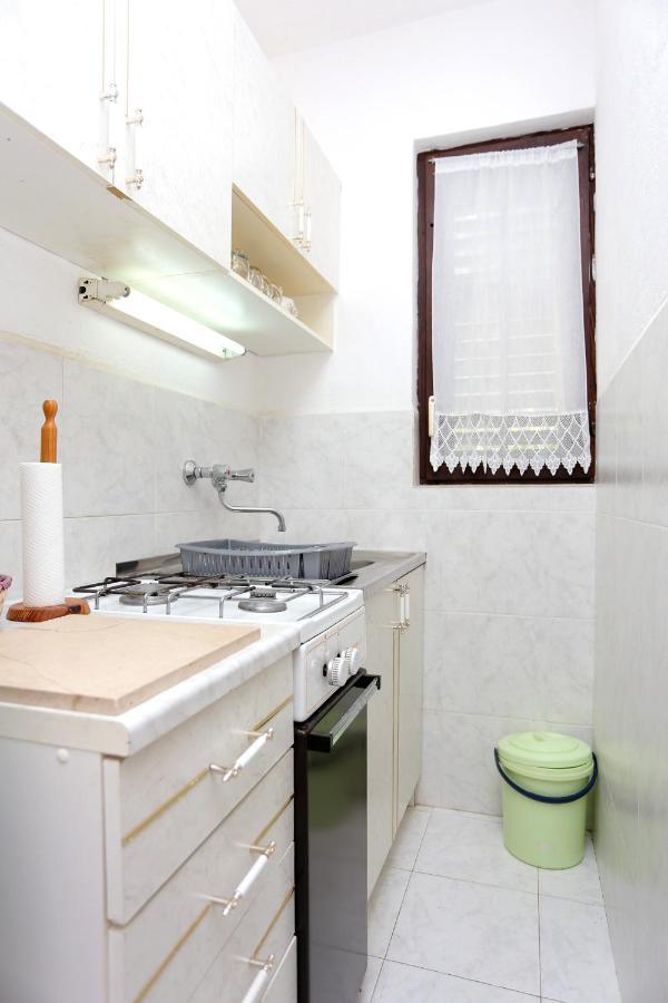 Apartments By The Sea Marusici, Omis - 1024 ميميتسا المظهر الخارجي الصورة